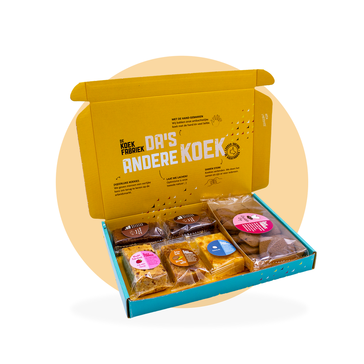 BRIEVENBUSDOOS MET BLONDIE,  2 BROWNIES, BOTERKOEK, BOTERKOEK STROOPWAFEL EN TRAY CHOCOLATE-CHIP